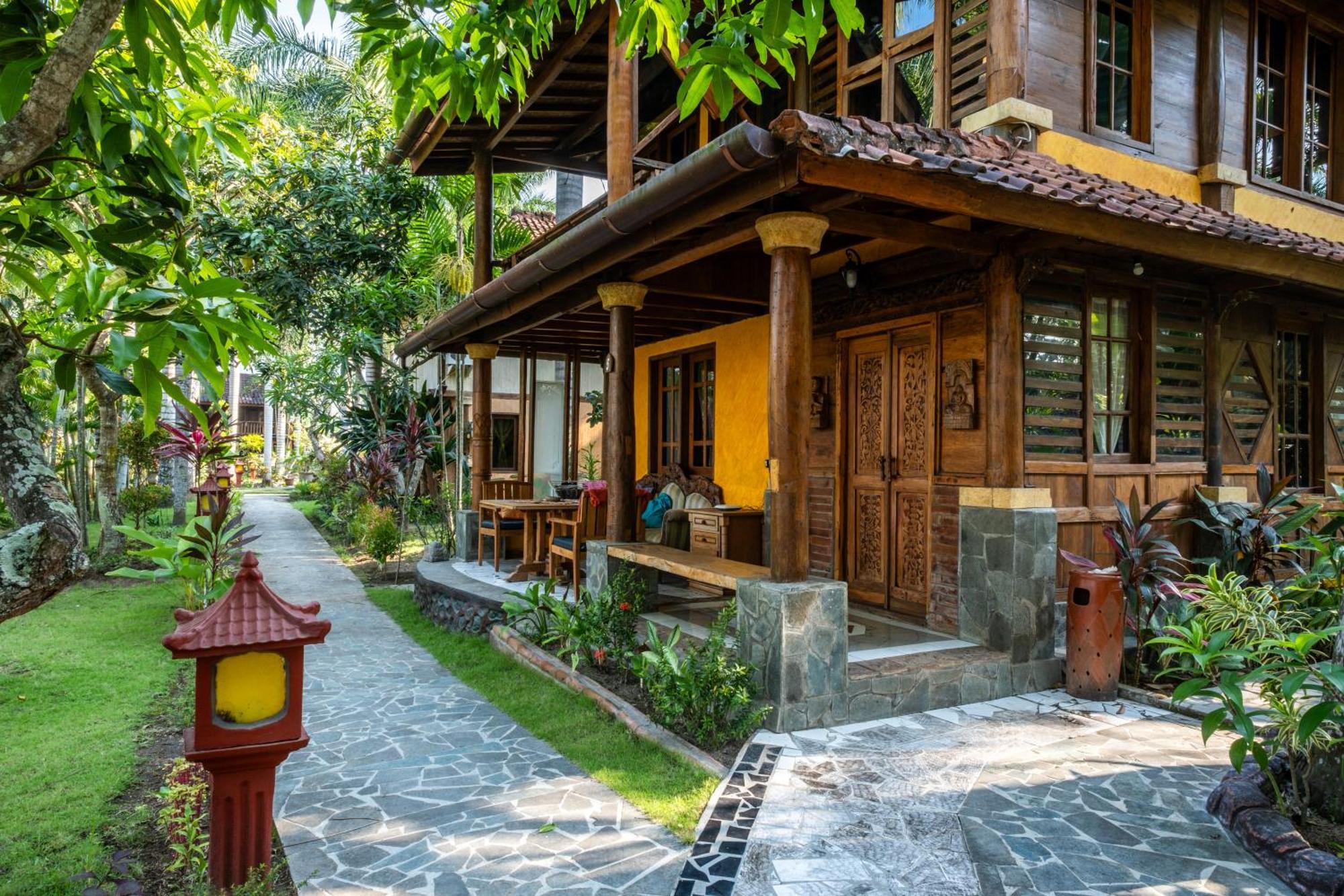 Lombok Stanley Garden Villas Montongbuwoh エクステリア 写真